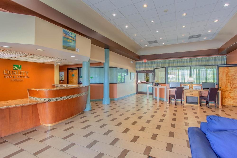 Beachside Hotel And Suites Коко Бийч Екстериор снимка