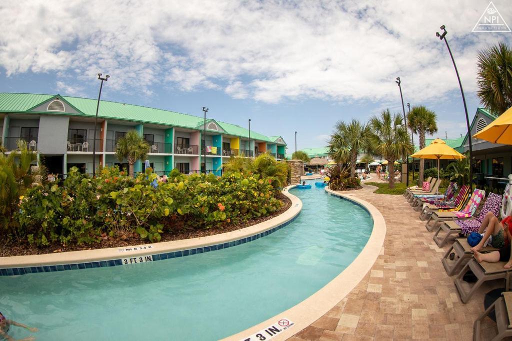 Beachside Hotel And Suites Коко Бийч Екстериор снимка