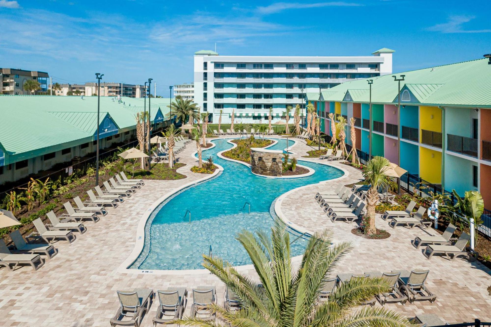 Beachside Hotel And Suites Коко Бийч Екстериор снимка